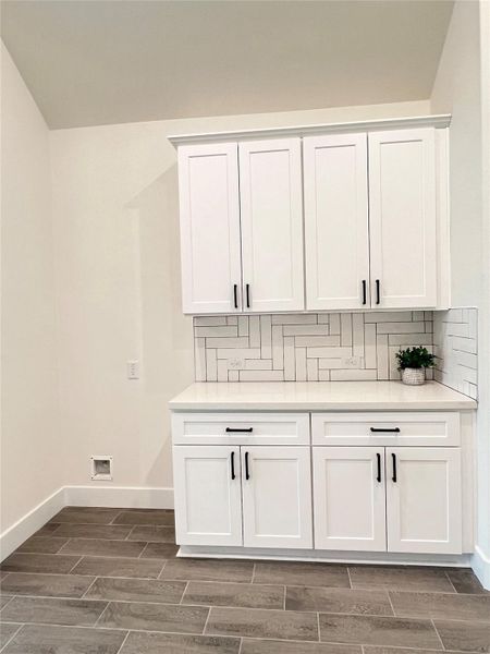 Furnished interior view inside a new home in , Rosharon (Image 5).