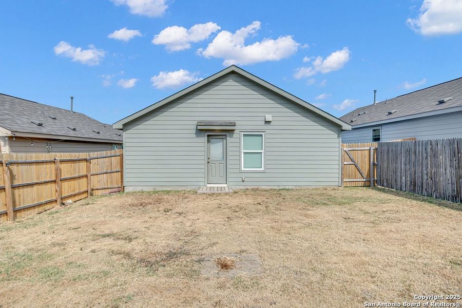 Exterior details and patio area of a home in , Converse (Image 2). Exterior details and patio area of a home in , Converse (Image 2).