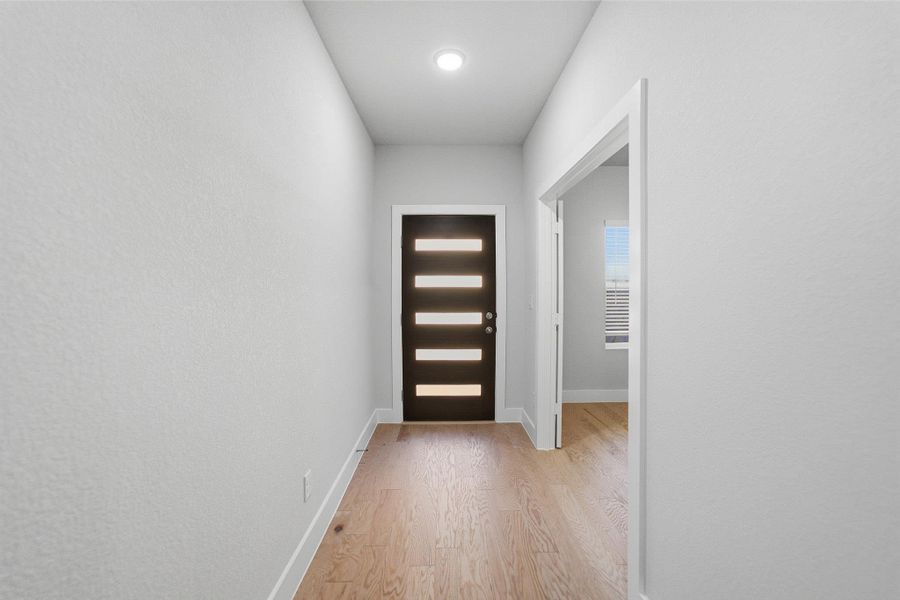 Spacious, unfurnished interior of a new home in Hunters Glen, Jarrell (Image 14).