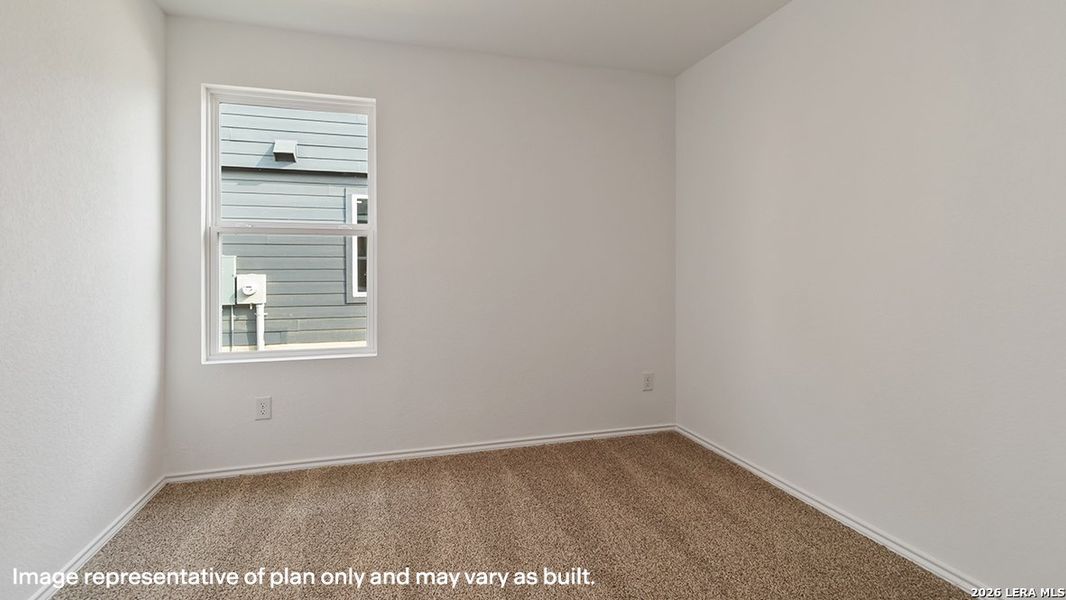 Spacious, unfurnished interior of a new home in Blue Ridge Ranch, San Antonio (Image 20).