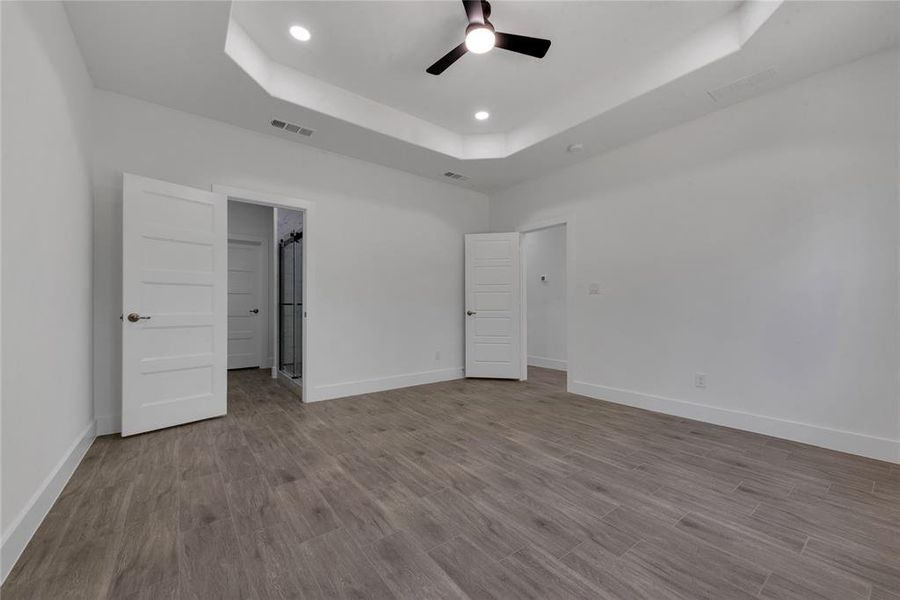Spacious, unfurnished interior of a new home in , Valley View (Image 17). Spacious, unfurnished interior of a new home in , Valley View (Image 17).