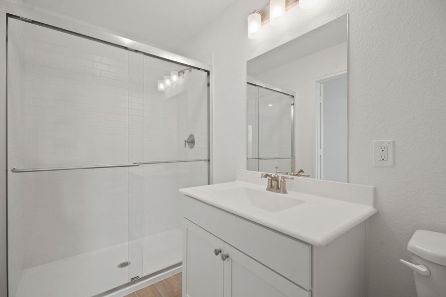 Bedroom 2 bath (*Photo not of actual home and used for illustration purposes only.)