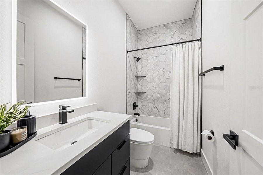 Furnished interior view inside a new home in , Lutz (Image 9).