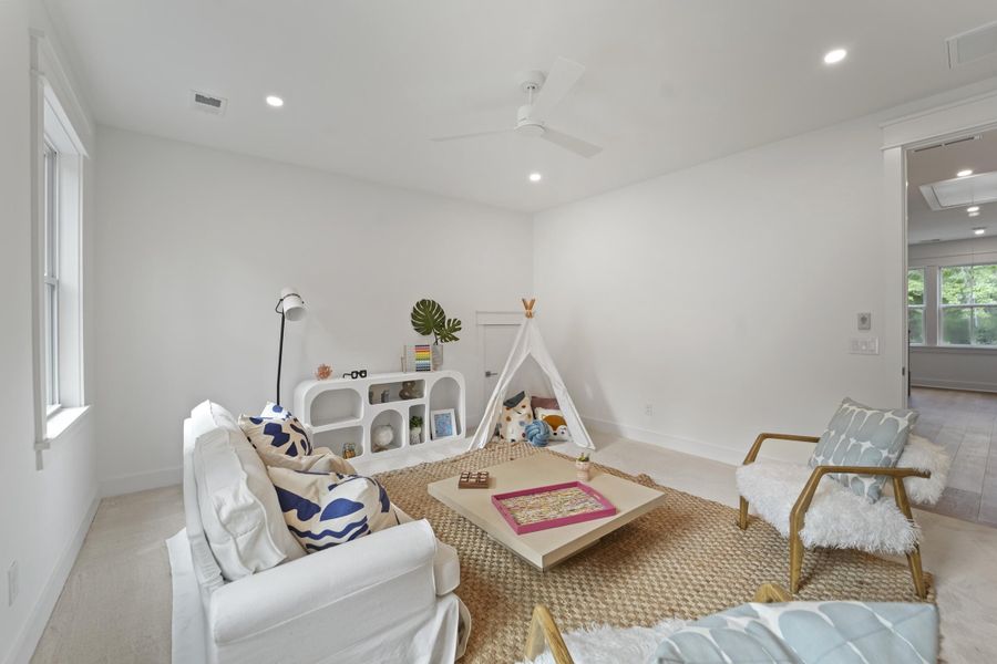 Furnished interior view inside a new home in , Hollywood (Image 53).