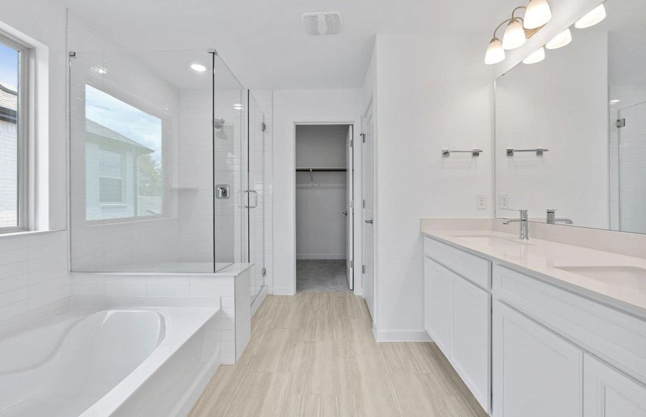 Furnished interior view inside a new home in Wolf Ranch, Georgetown (Image 11).