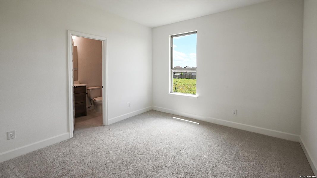 Spacious, unfurnished interior of a new home in Solms Landing, New Braunfels (Image 16).