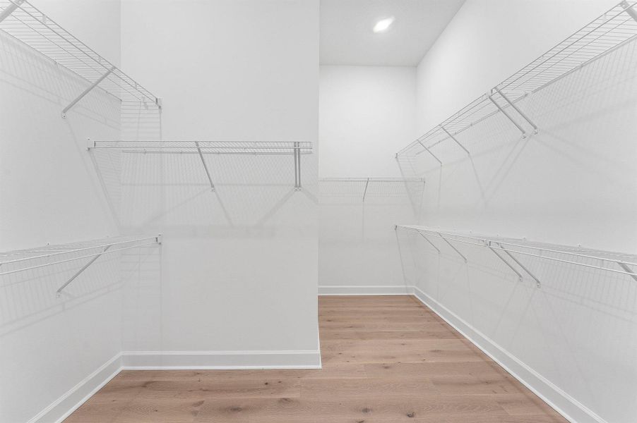 Spacious, unfurnished interior of a new home in Bridgewater, Jupiter (Image 34). Spacious, unfurnished interior of a new home in Bridgewater, Jupiter (Image 34).