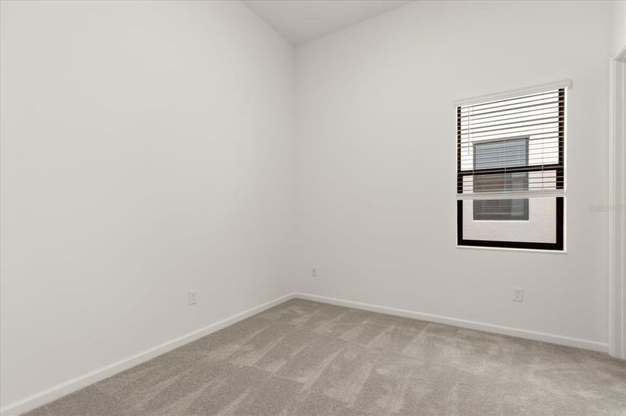 Spacious, unfurnished interior of a new home in , Orlando (Image 46).