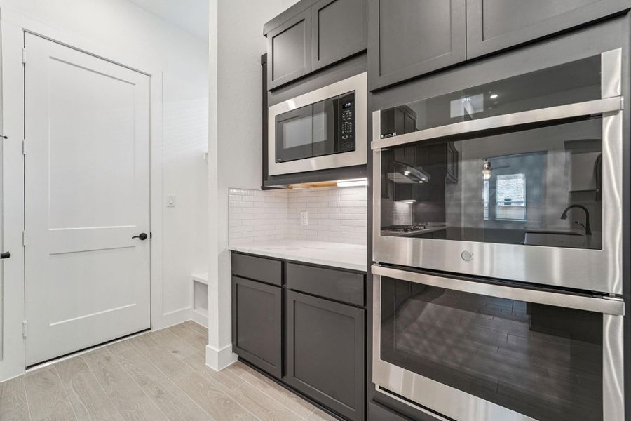 Furnished interior view inside a new home in Kresston, Montgomery (Image 11).