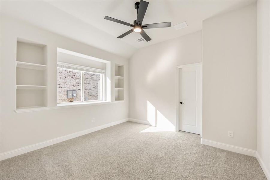 Spacious, unfurnished interior of a new home in Liberty, Melissa (Image 30).