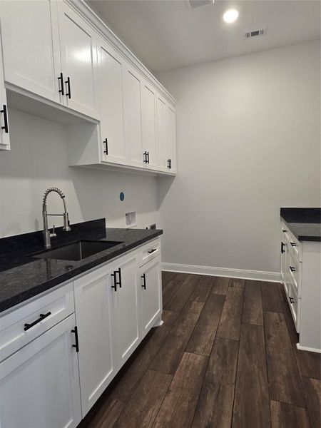 Furnished interior view inside a new home in , Brenham (Image 9).