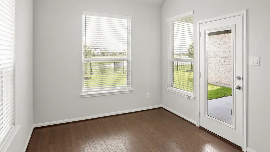 Representative unfurnished interior of a home built from the The Casey - April Sound by Legend Homes in Lake Conroe Area Homes, Montgomery (Image 19).