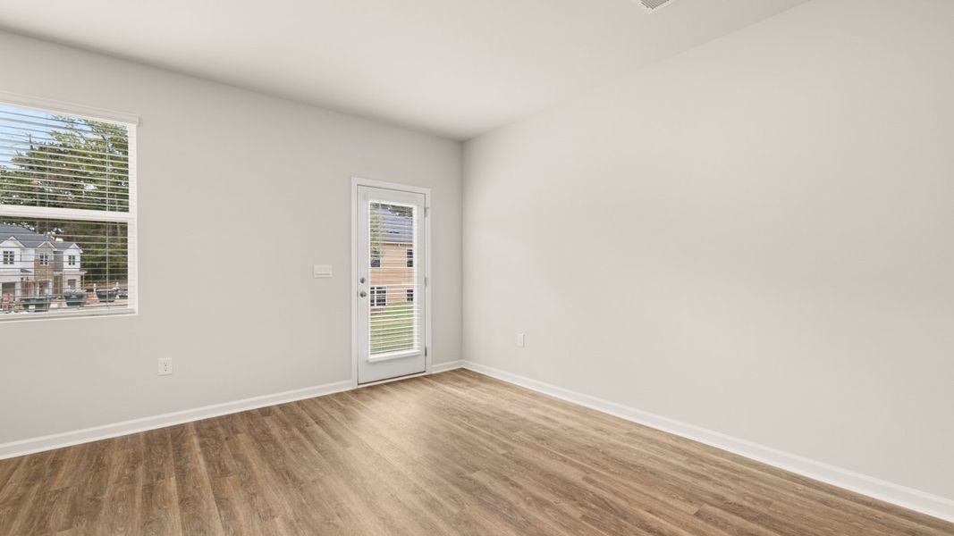 Spacious, unfurnished interior of a new home in Young's Crossing, Stone Mountain (Image 14).