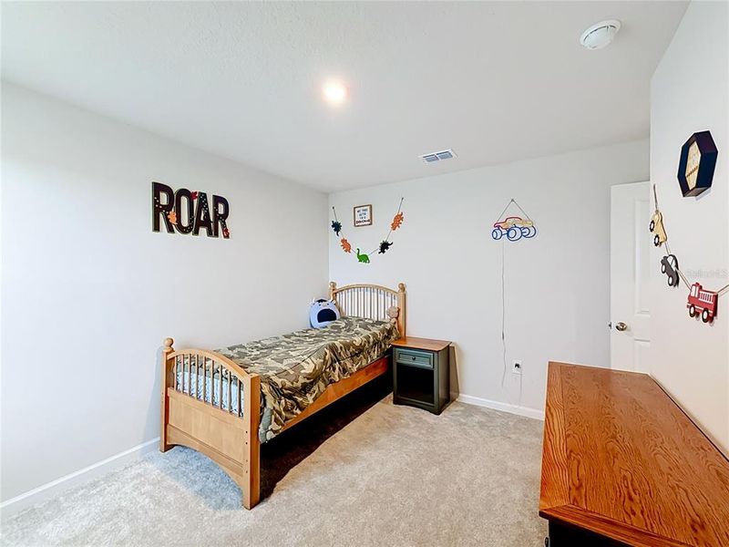 Furnished interior view inside a new home in , Sumterville (Image 17).
