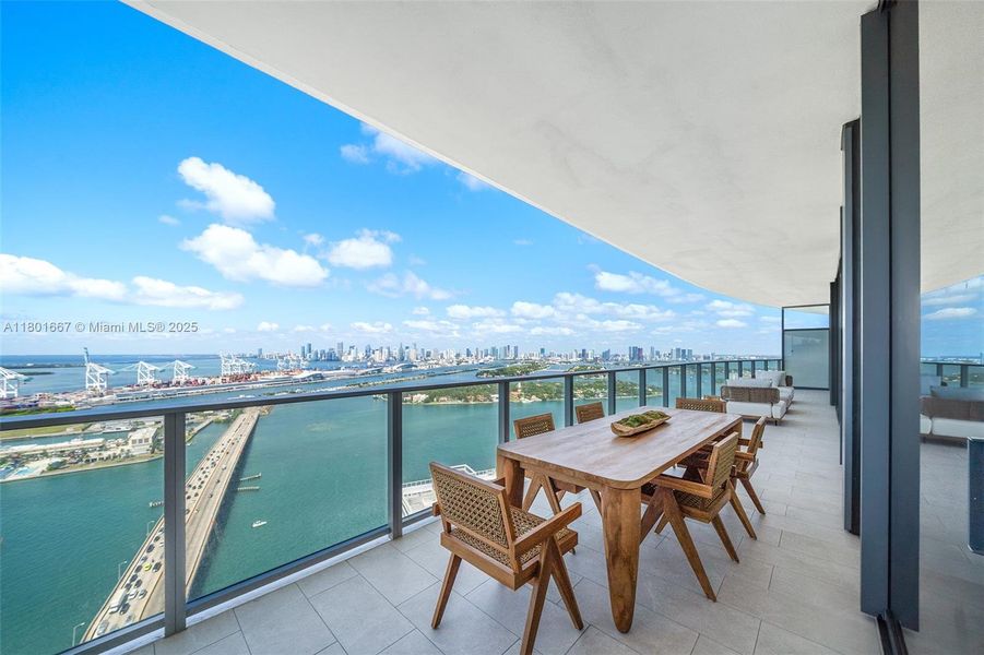 Image 28 of a home in . Image 28 of a home in .