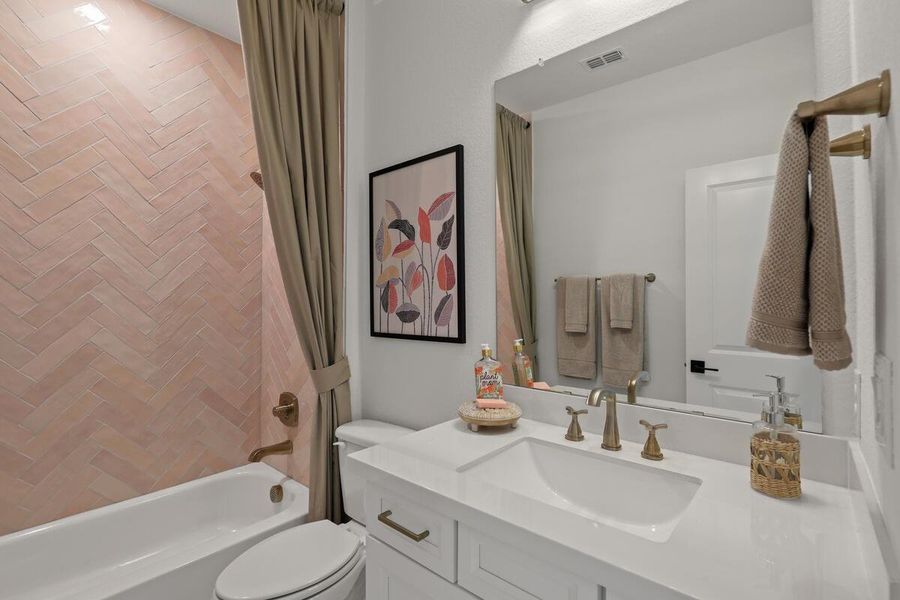 Bath 4 Model Home Monterey.