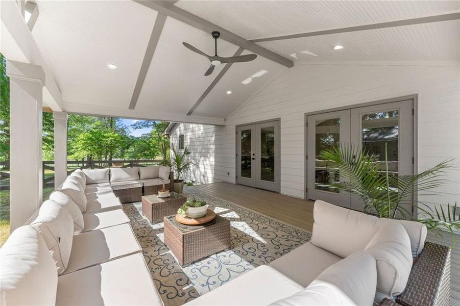 Exterior details and patio area of a home in , Jefferson (Image 24).