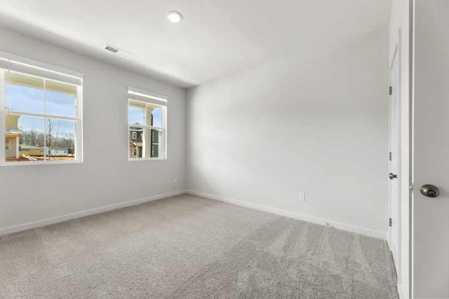 Spacious, unfurnished interior of a new home in Reserve at Gum Springs, Jefferson (Image 11).