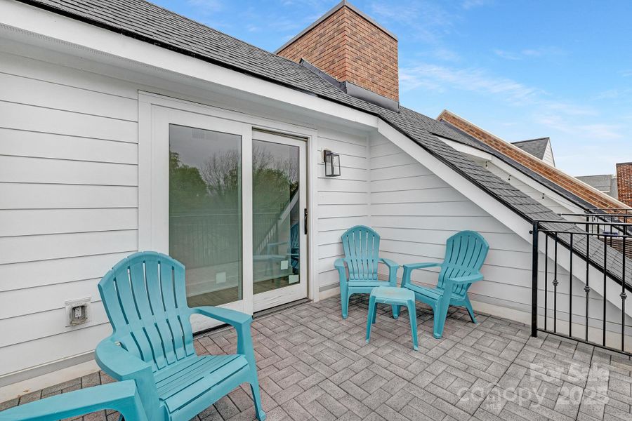 Exterior details and patio area of a home in , Charlotte (Image 17).