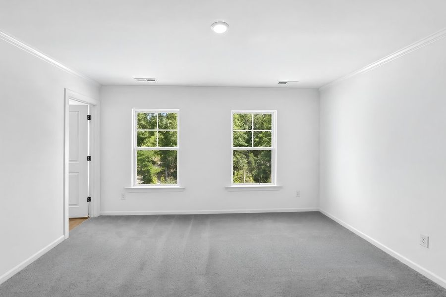 Spacious, unfurnished interior of a new home in Silverstone, Knightdale (Image 23).