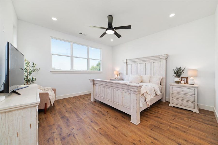 Furnished interior view inside a new home in , Brownwood (Image 32).