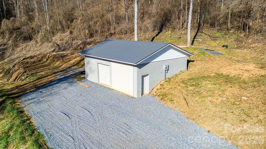 Exterior details and patio area of a home in , Sylva (Image 23).