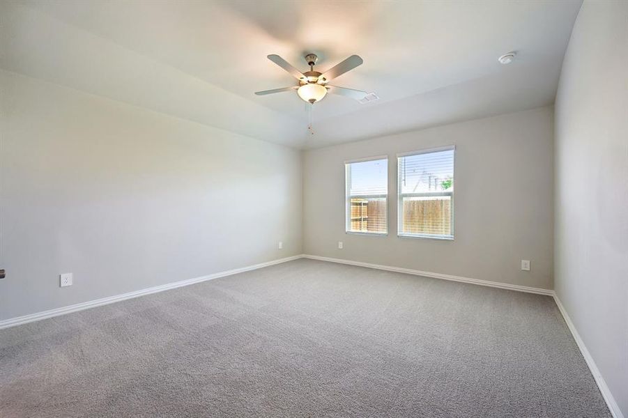 Spacious, unfurnished interior of a new home in Parks at Foster Crossing - Signature Series, Anna (Image 25). Spacious, unfurnished interior of a new home in Parks at Foster Crossing - Signature Series, Anna (Image 25).