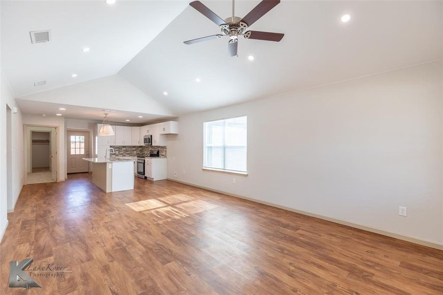 Spacious, unfurnished interior of a new home in , Abilene (Image 15). Spacious, unfurnished interior of a new home in , Abilene (Image 15).