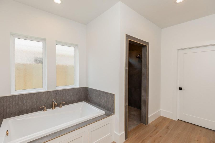 Furnished interior view inside a new home in , Beaumont (Image 9).