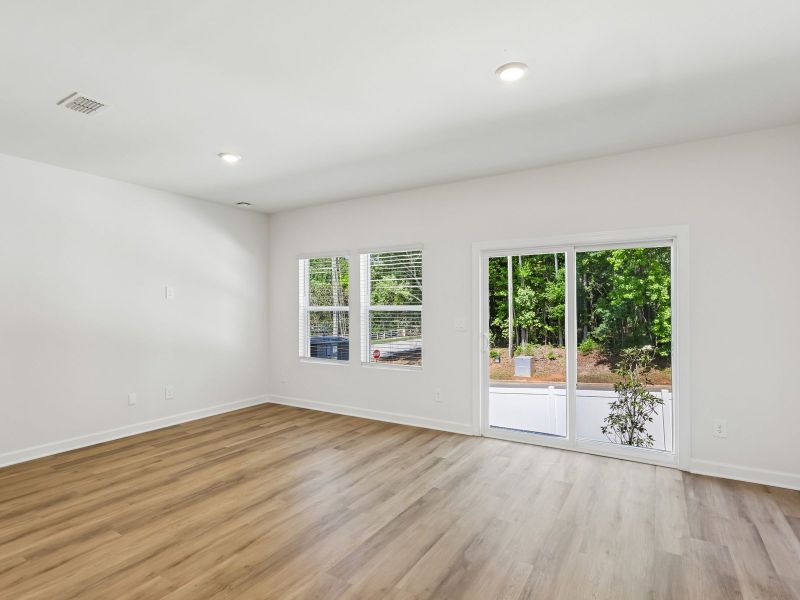 Spacious, unfurnished interior of a new home in Rocky River Towns, Charlotte (Image 11). Spacious, unfurnished interior of a new home in Rocky River Towns, Charlotte (Image 11).