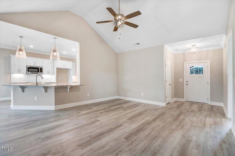 12-9279 Bear Run Ln-12