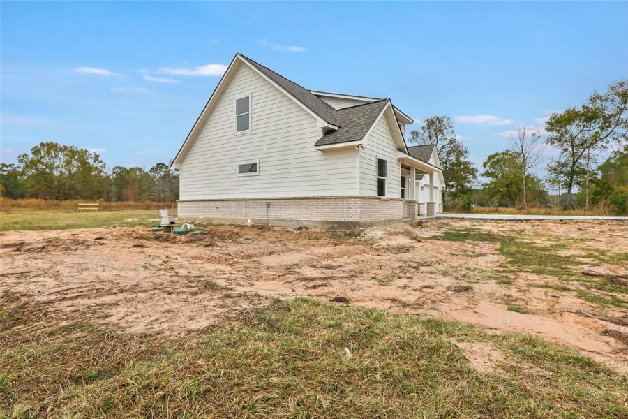 Side property view.