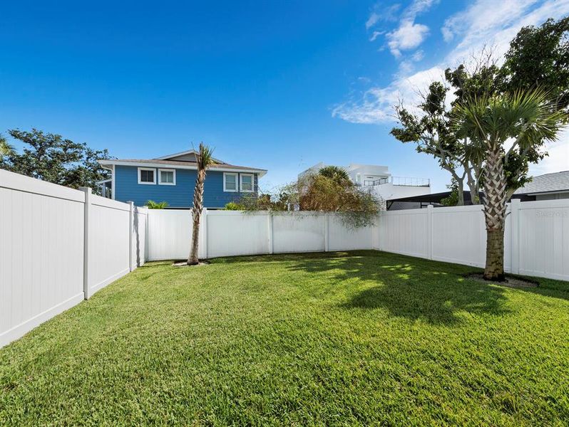 Exterior details and patio area of a home in , Longboat Key (Image 23).