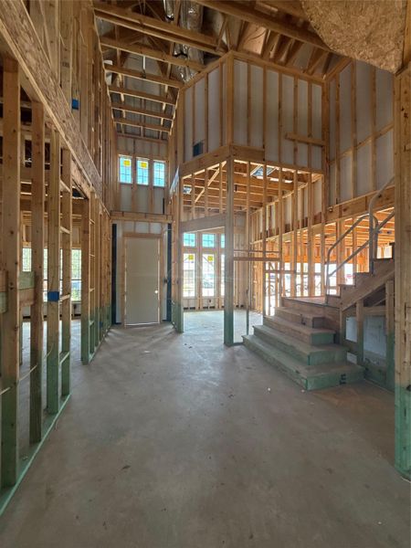 Spacious, unfurnished interior of a new home in Parkside On The River, Georgetown (Image 13).