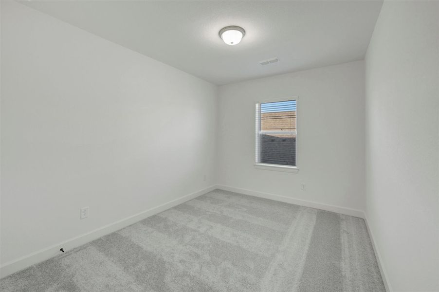 Spacious, unfurnished interior of a new home in Riceland - Enclave Collection, Mont Belvieu (Image 36).