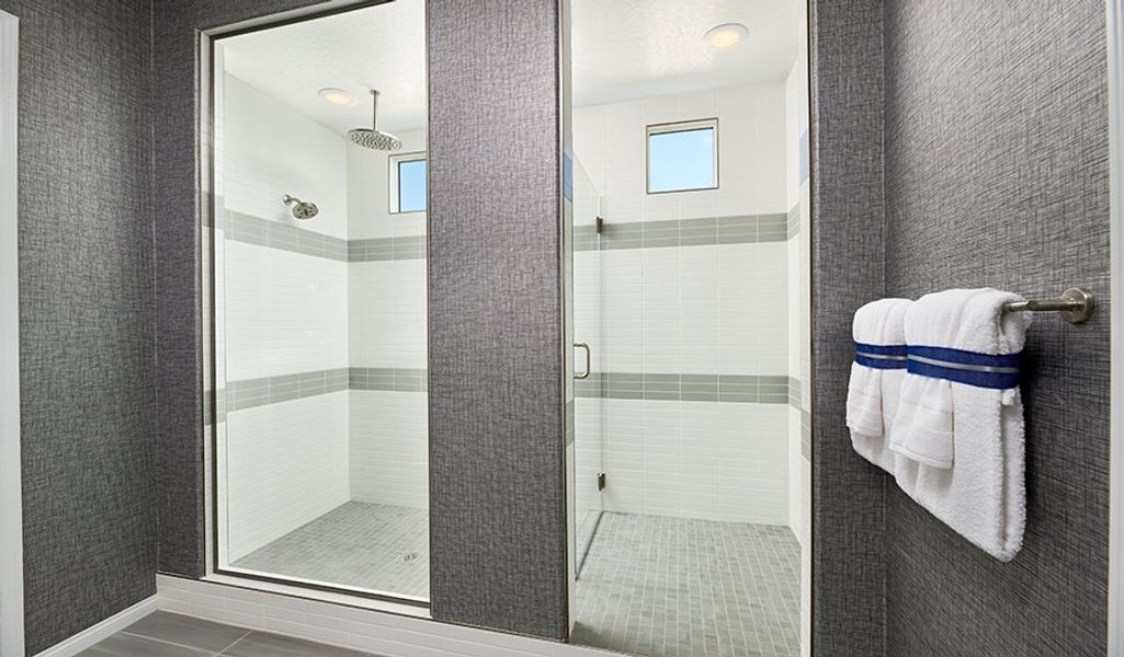 Daniel-L21D-ThunderBluffAtArtesia Shower