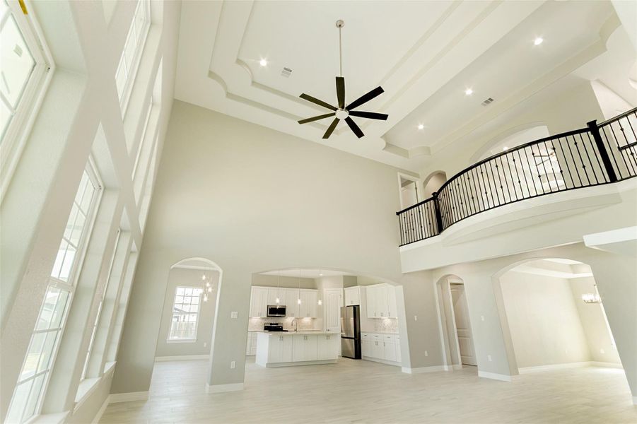 Spacious, unfurnished interior of a new home in , Dickinson (Image 20).