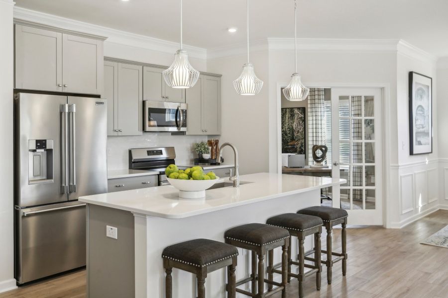 *This is a marketing photo. Colors/options may be different.*