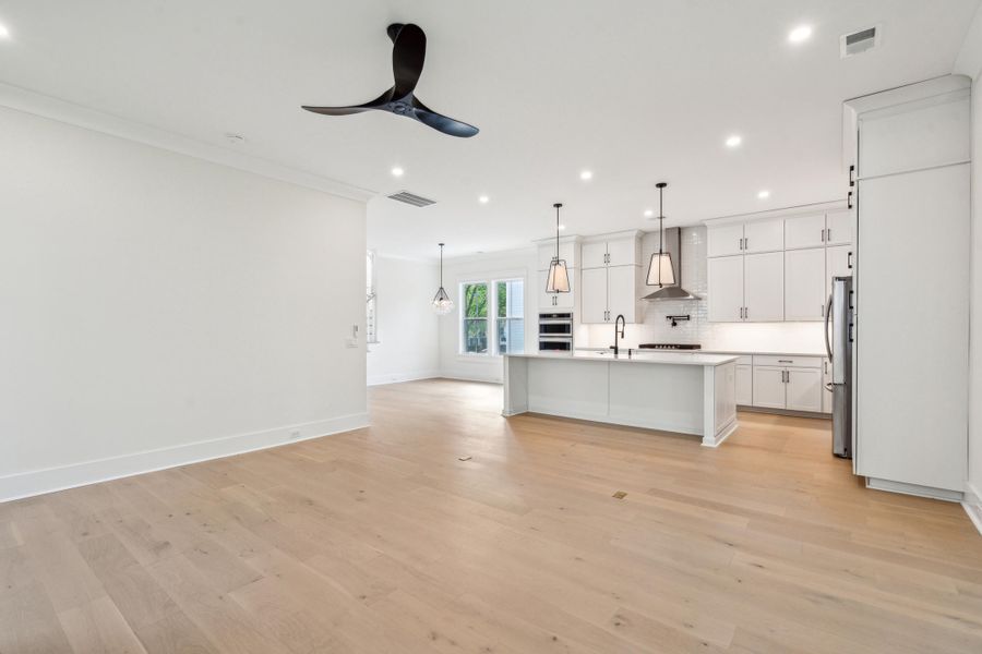 Spacious, unfurnished interior of a new home in , Mount Pleasant (Image 48).