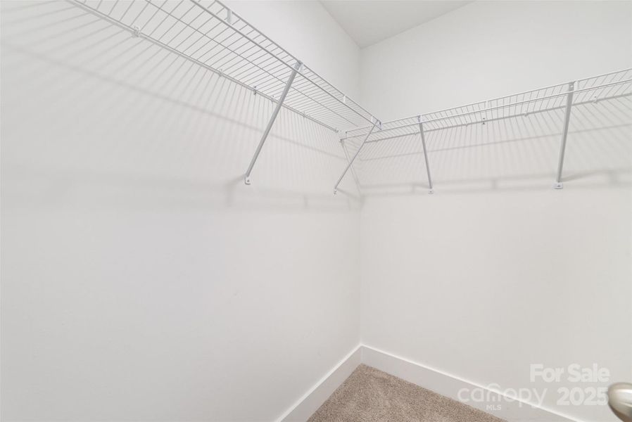 Image 16 of a home in .