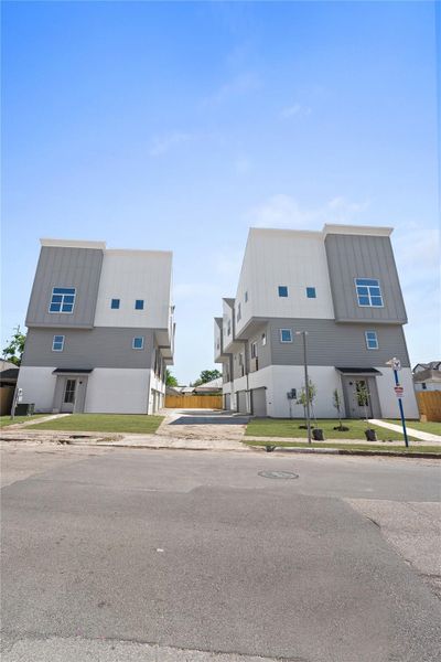 Image 15 of a home in . Image 15 of a home in .