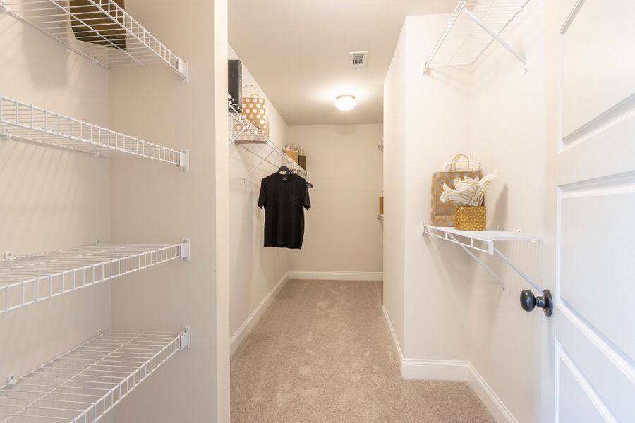 Image 38 of a home in Calgary Downs. Image 38 of a home in Calgary Downs.