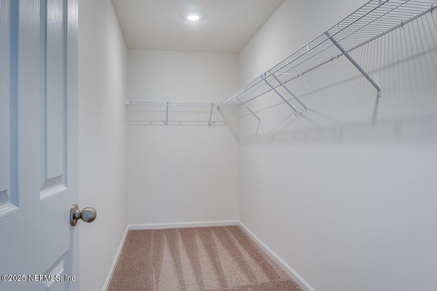 Spacious, unfurnished interior of a new home in Stonecrest, St. Johns (Image 12).