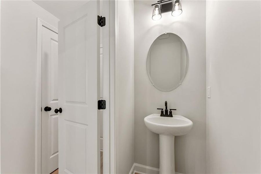 Furnished interior view inside a new home in Wildwood Place, Powder Springs (Image 6). Furnished interior view inside a new home in Wildwood Place, Powder Springs (Image 6).