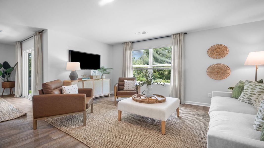 Furnished interior view inside a new home in Holly Oaks, Statesboro (Image 7).