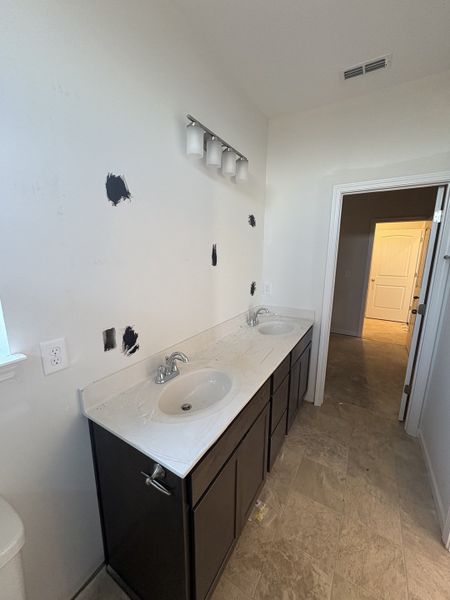 Image 21 of a home in Burton Farms.