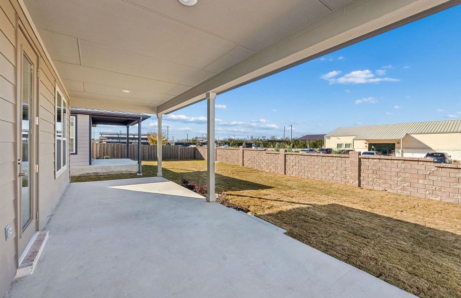 Exterior details and patio area of a home in Sun City Texas, Georgetown (Image 27).