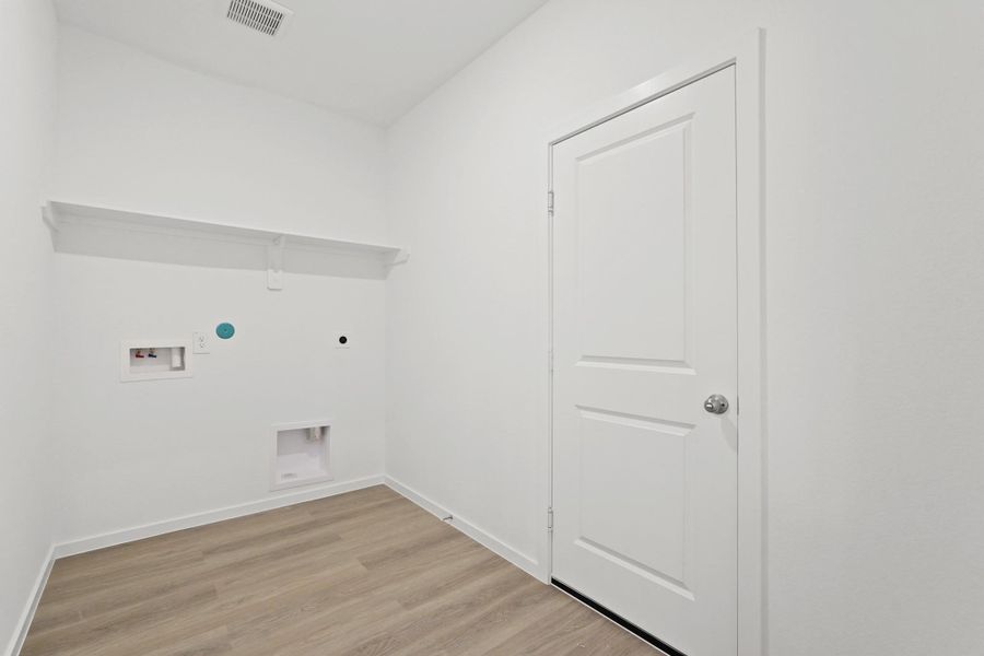 Spacious, unfurnished interior of a new home in Presswoods, Splendora (Image 18).