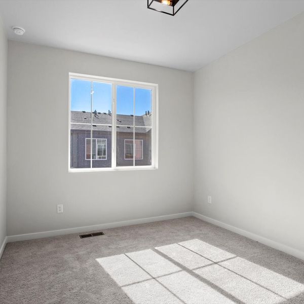 Spacious, unfurnished interior of a new home in Arras Park, Thornton (Image 18).