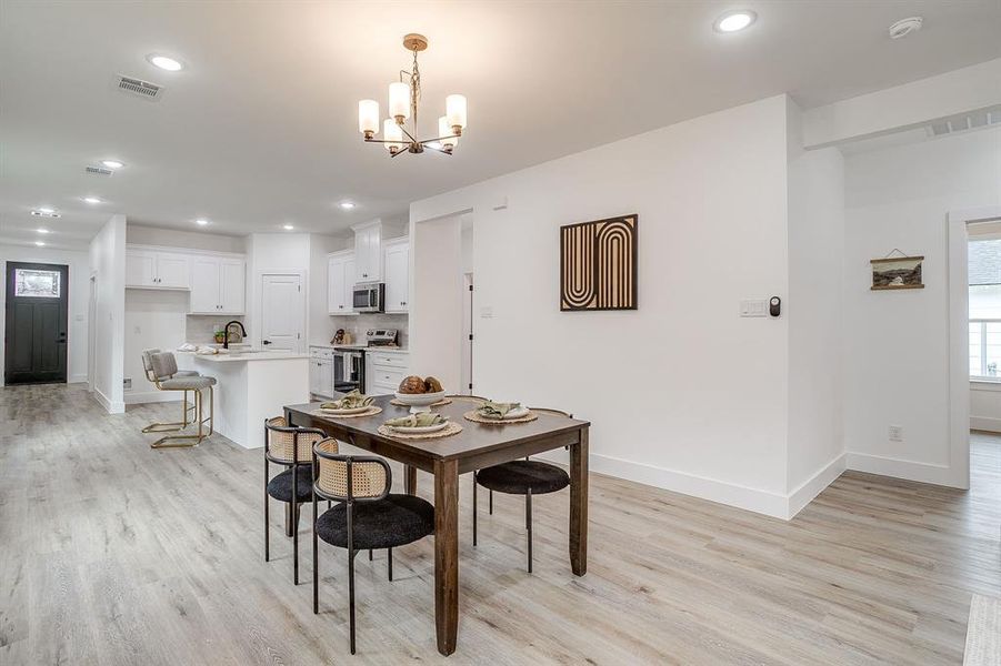 Furnished interior view inside a new home in , Fort Worth (Image 5). Furnished interior view inside a new home in , Fort Worth (Image 5).